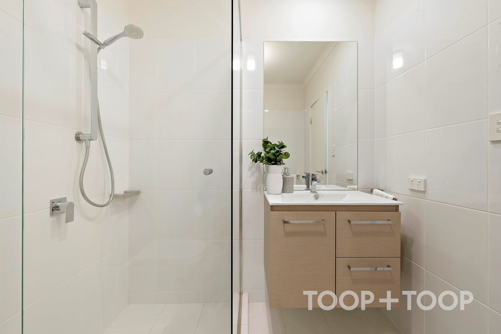 1 Pyers Street, St Clair SA 5011, St Clair - Thumbnail 4