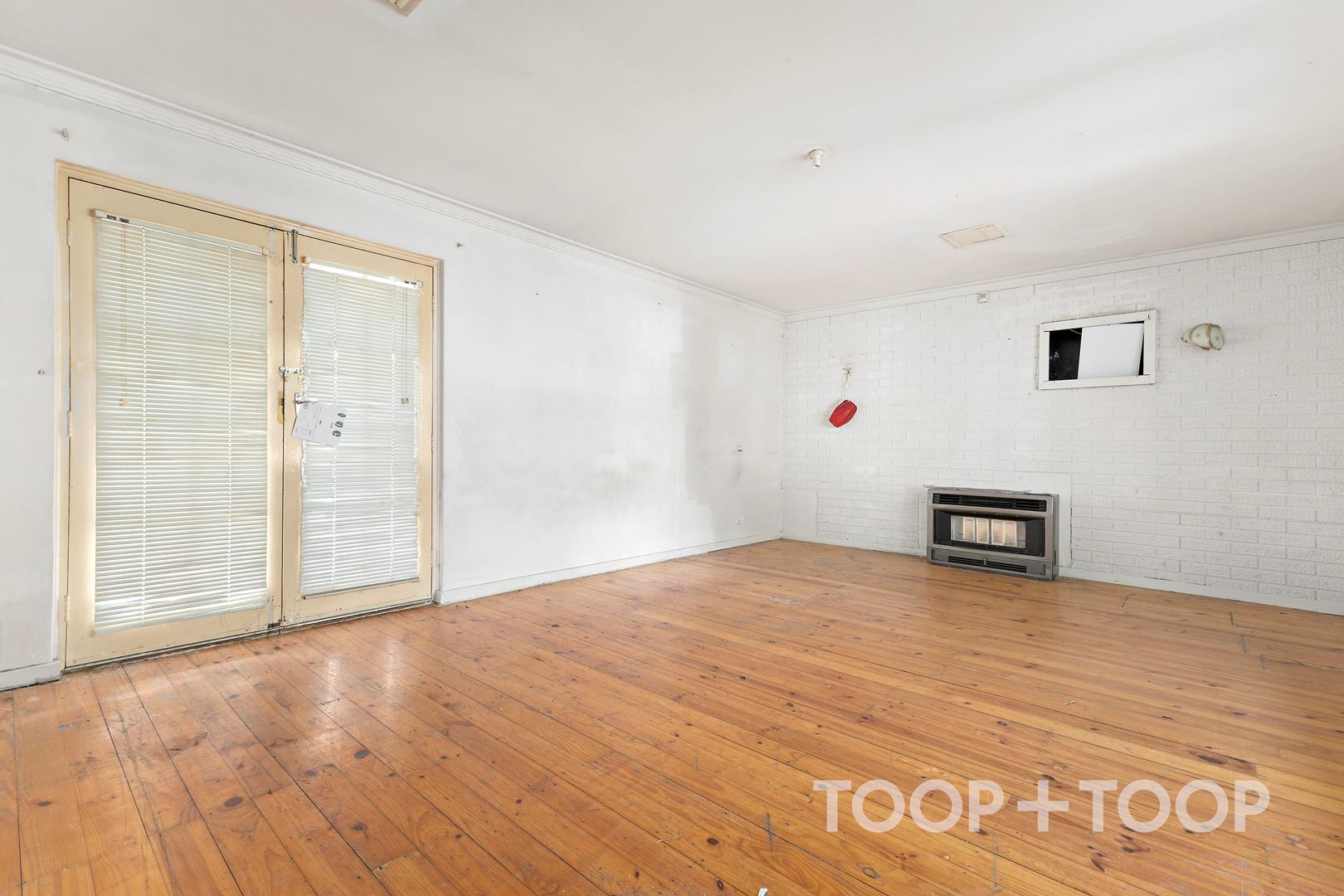 4 Walnut Avenue, Parafield Gardens SA 5107, Parafield Gardens - Thumbnail 4