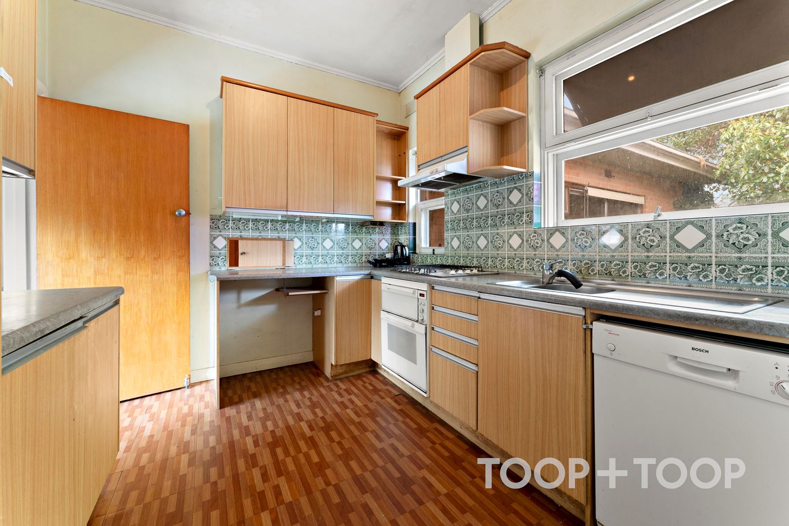 7 Waverley Street, Mitcham SA 5062, Mitcham - Thumbnail 5