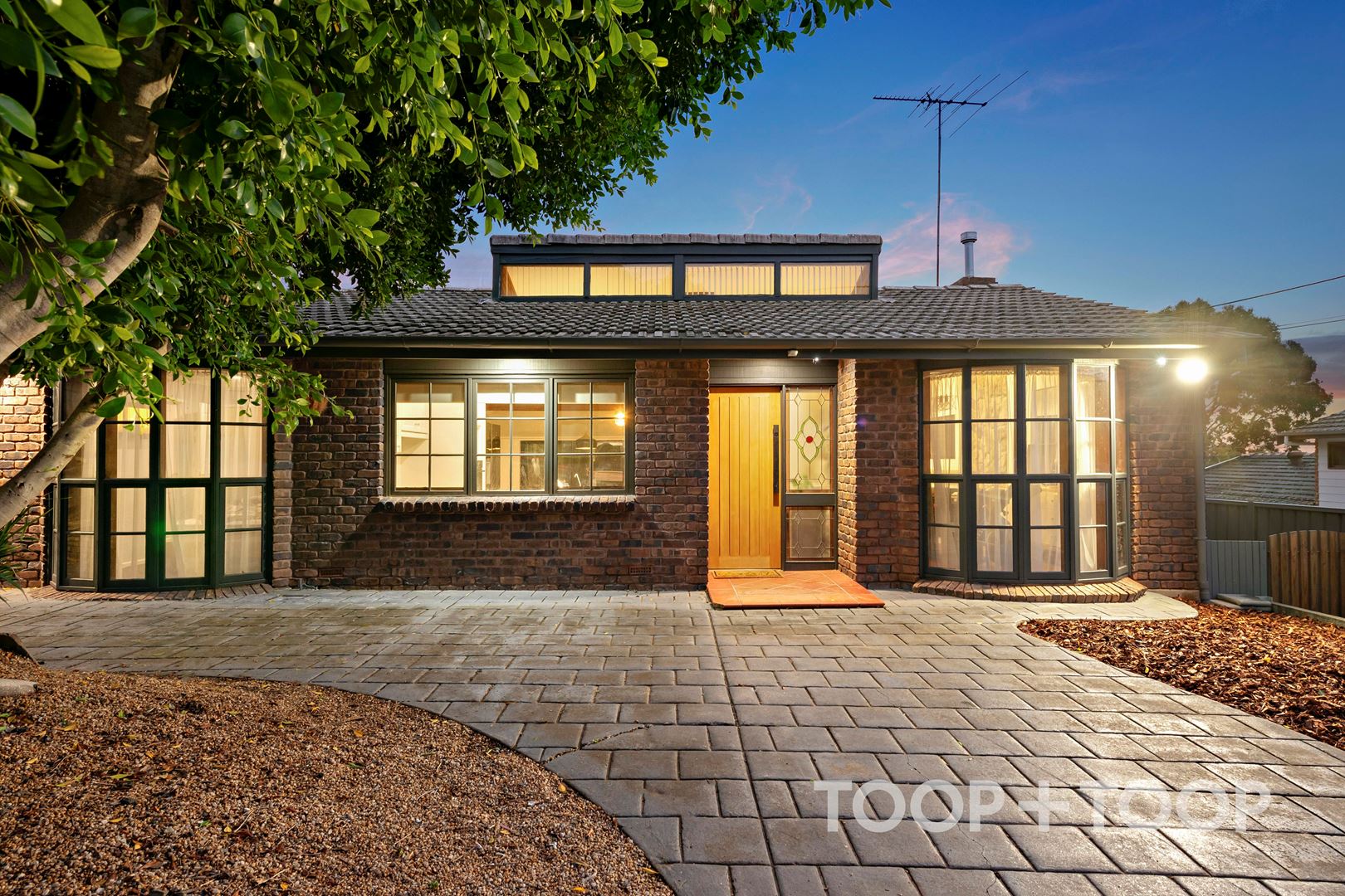 25 Wattle Crescent, Tea Tree Gully SA 5091, Tea Tree Gully - Thumbnail 2