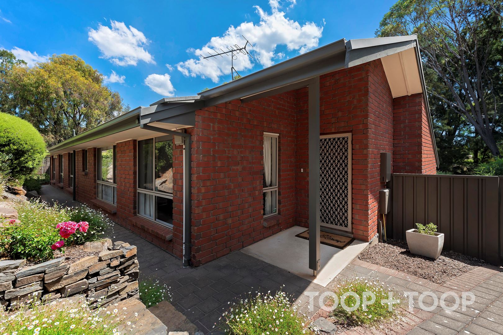 10 Kennion Court, Wynn Vale SA 5127, Wynn Vale - Image 1