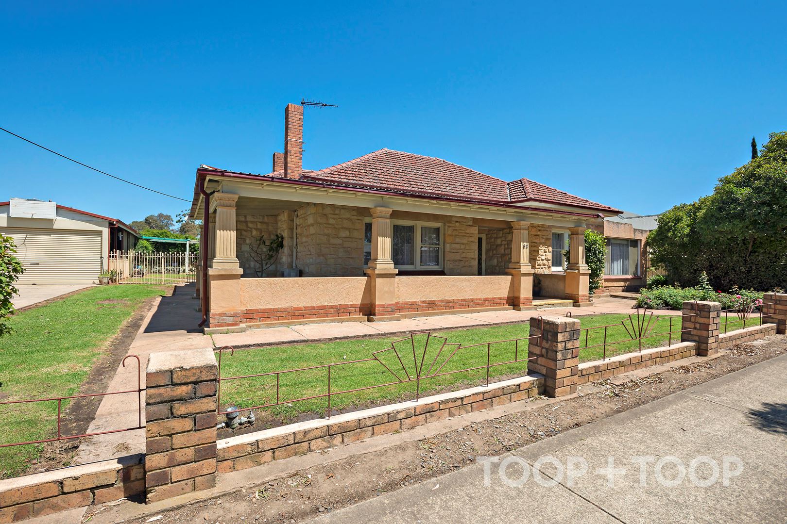 62 Alexandrina Road Mount Barker SA 5251 TOOP TOOP