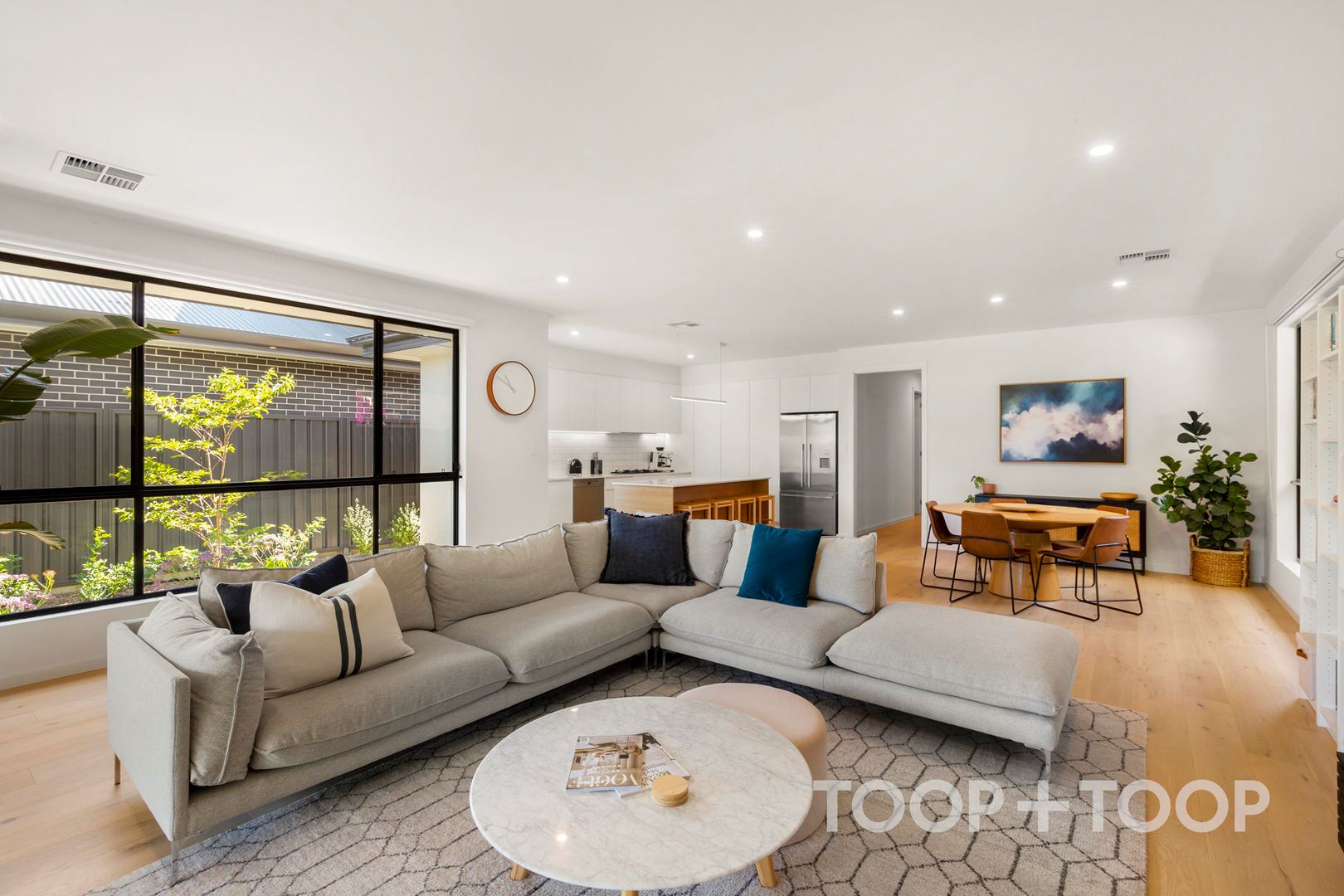 9 Waverley Street, Mitcham SA 5062, Mitcham - Thumbnail 2