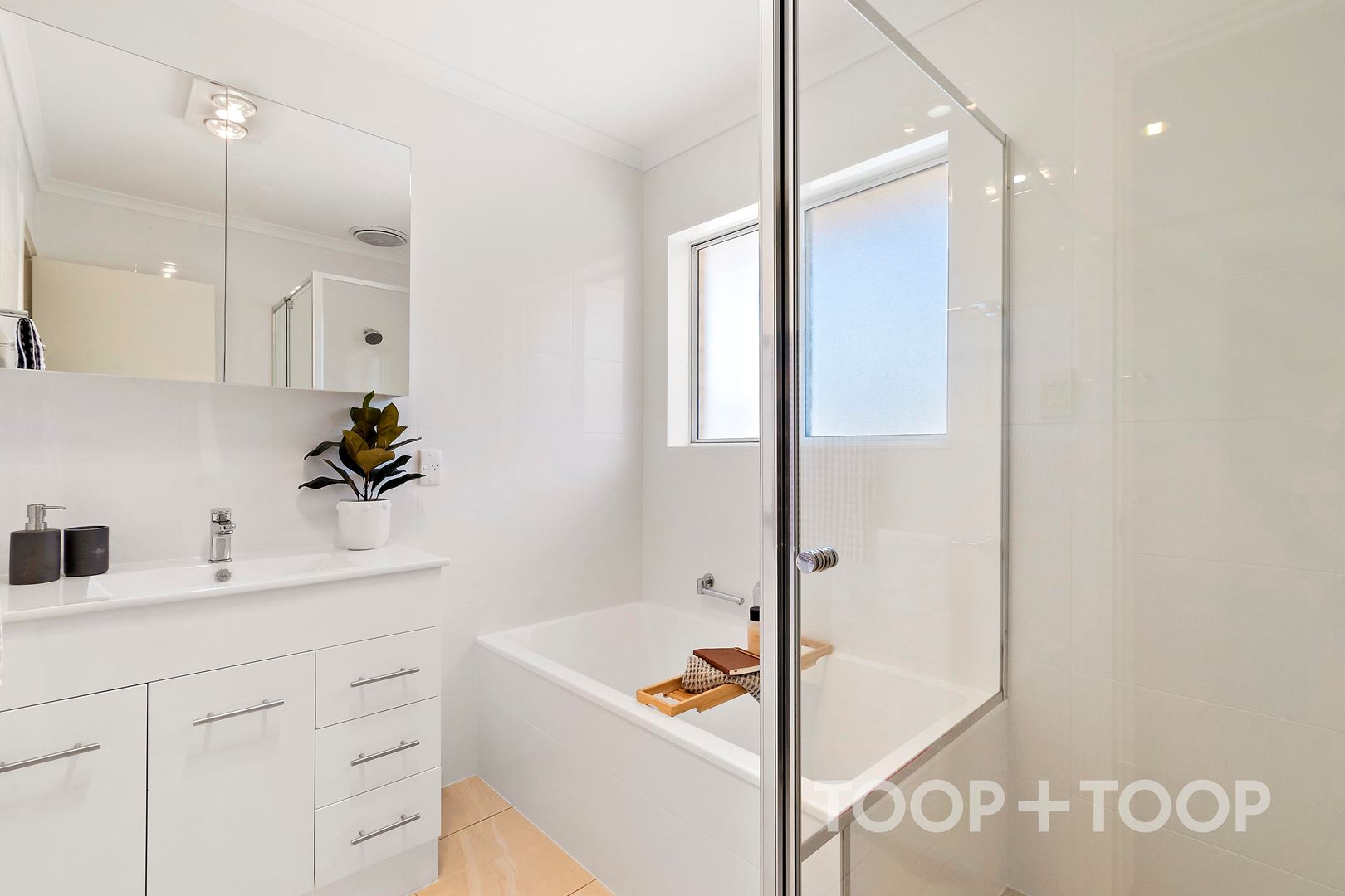 3 Radford Street, Happy Valley SA 5159, Happy Valley - Thumbnail 5