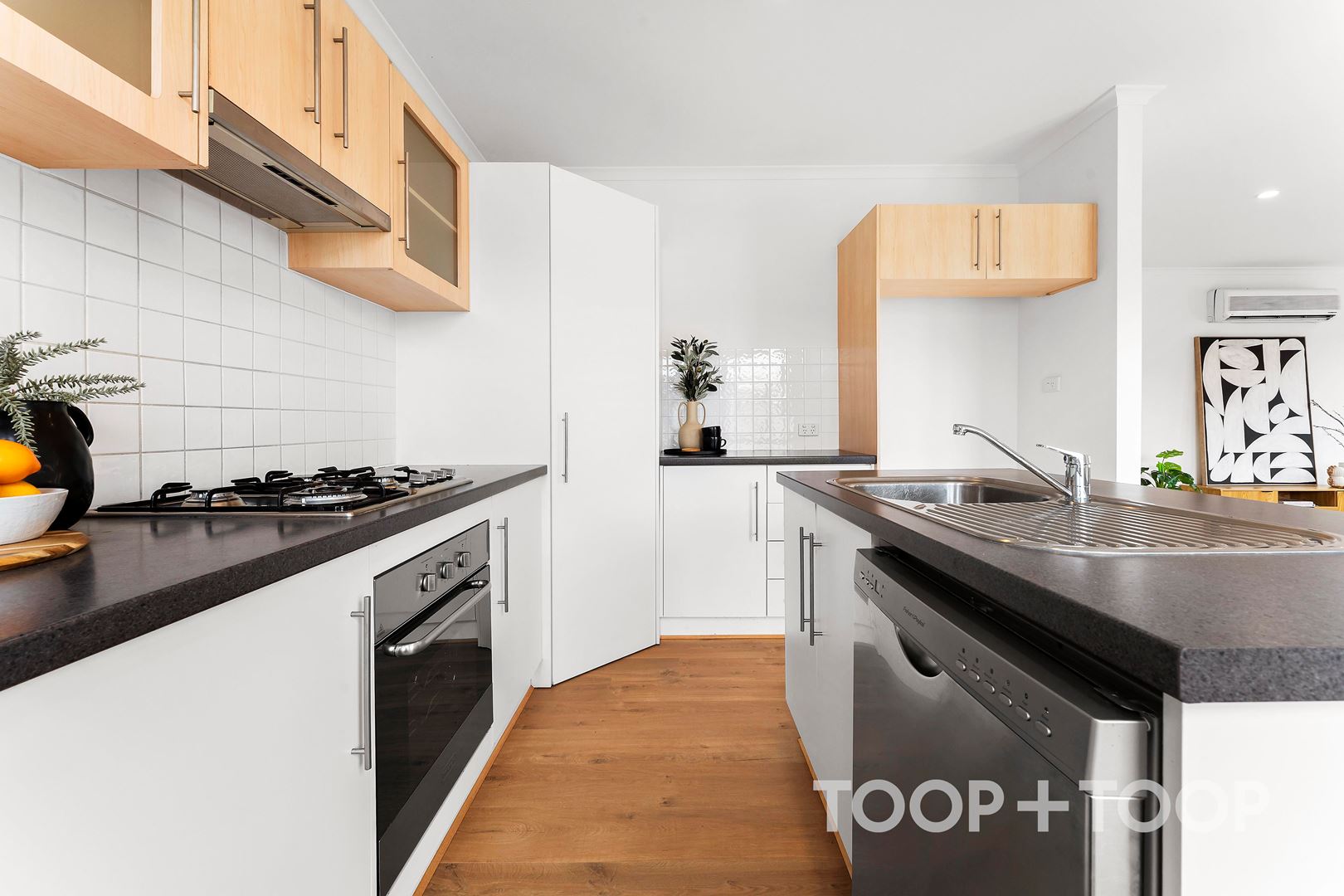 1 / 11 Timpson Street, Port Adelaide SA 5015, Port Adelaide - Thumbnail 4