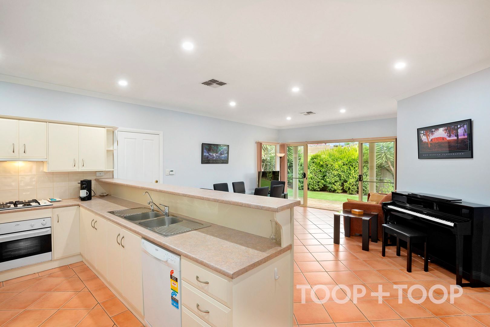 2 / 16 Minna Terrace, Semaphore Park SA 5019, Semaphore Park - Thumbnail 7