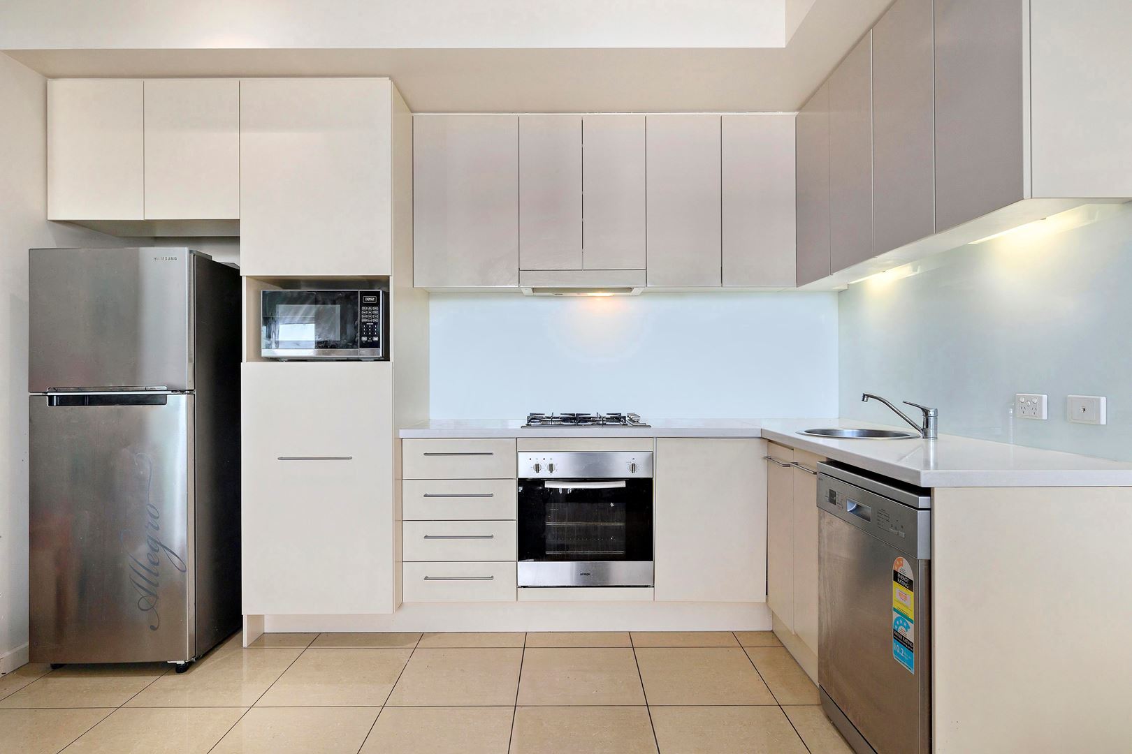 308 / 1-2 Tarni Court, New Port SA 5015, New Port - Thumbnail 3
