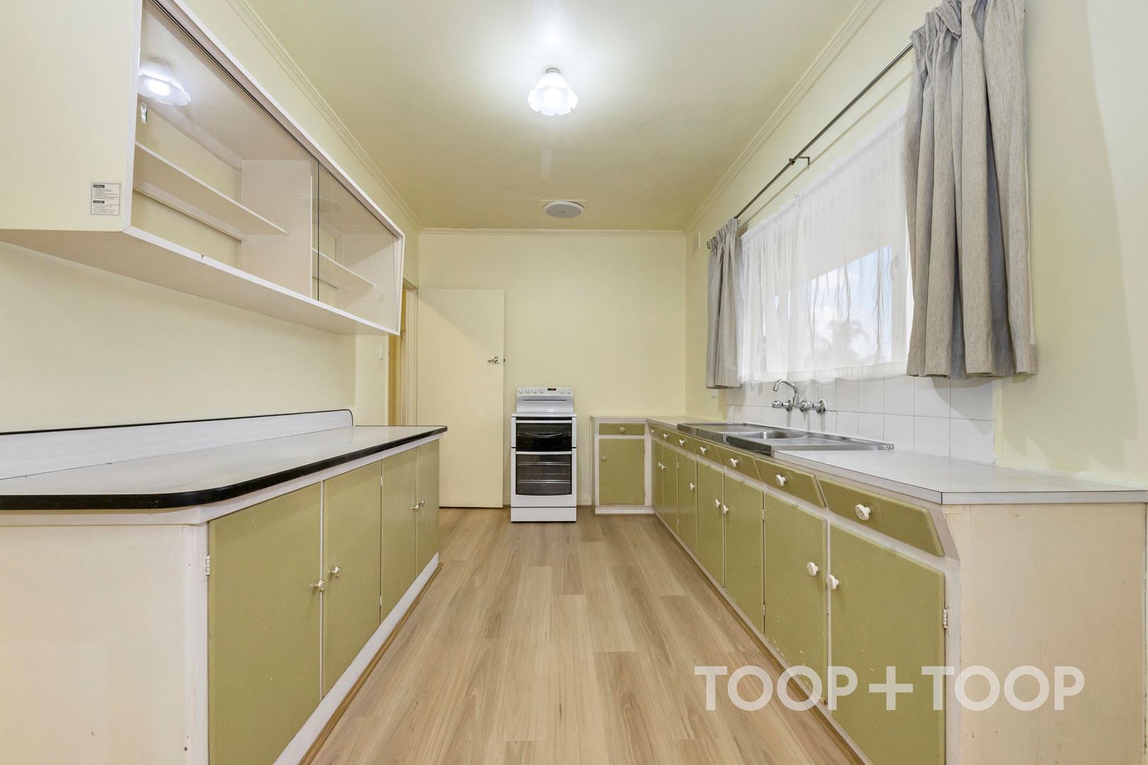 5 Statham Avenue,Salisbury East SA 5109, Salisbury East - Thumbnail 2