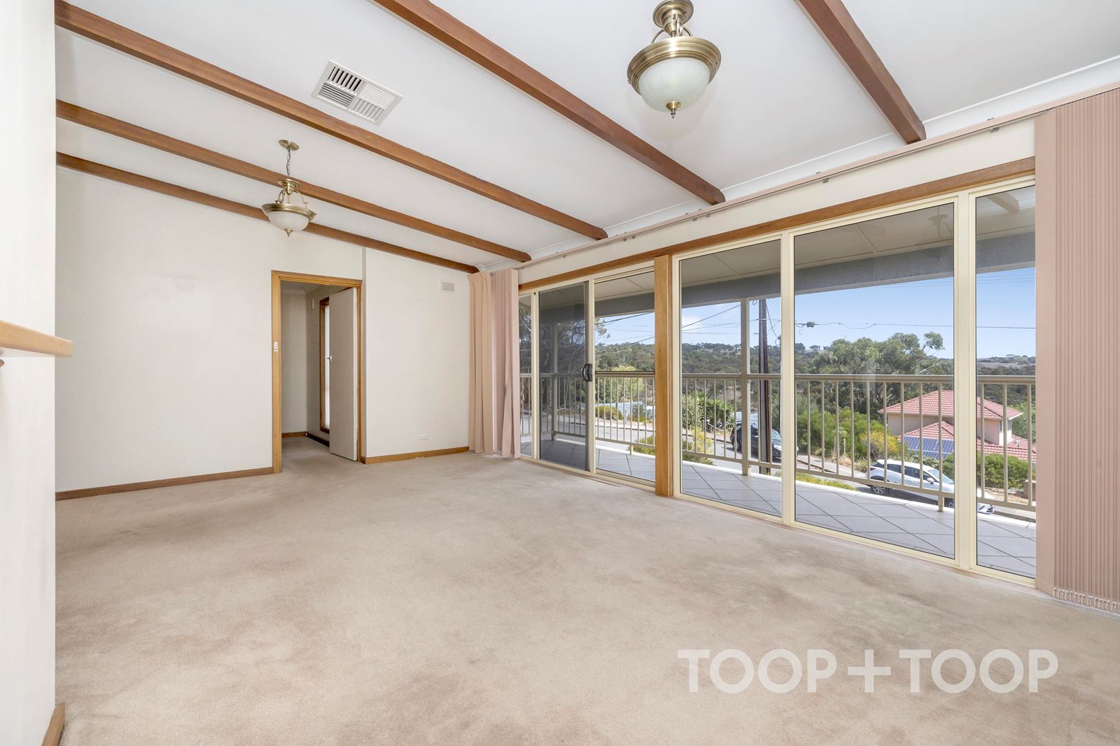 38 Greenfield Road,Seaview Downs SA 5049, Seaview Downs - Thumbnail 2
