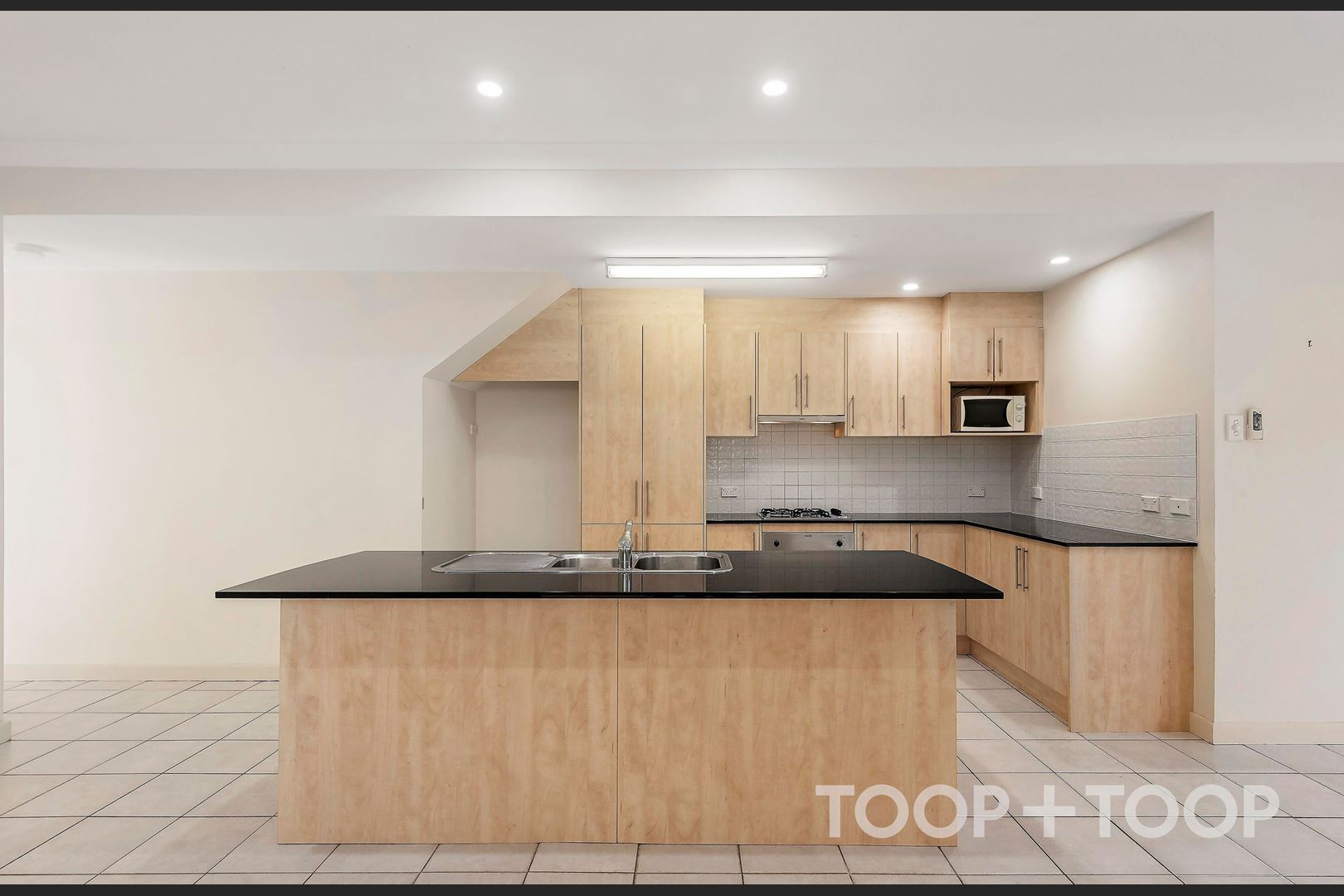 1 / 28 Claremont Road,Golden Grove SA 5125, Golden Grove - Thumbnail 4