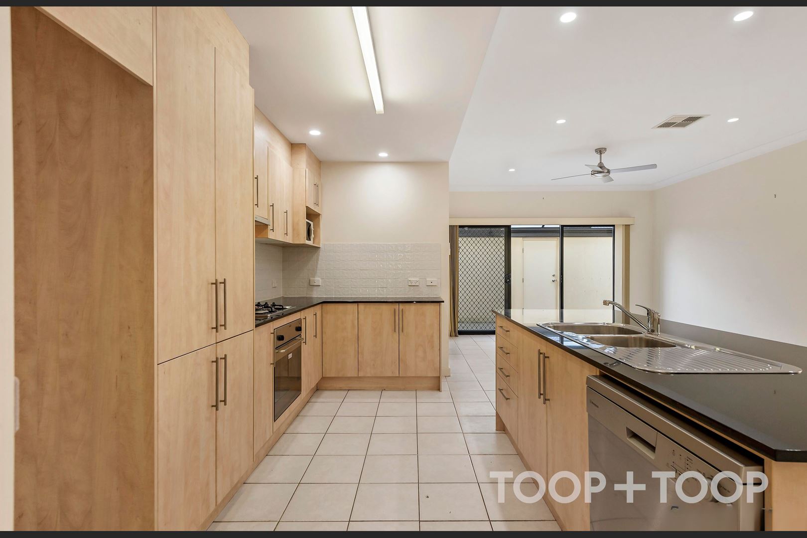 1 / 28 Claremont Road,Golden Grove SA 5125, Golden Grove - Thumbnail 5
