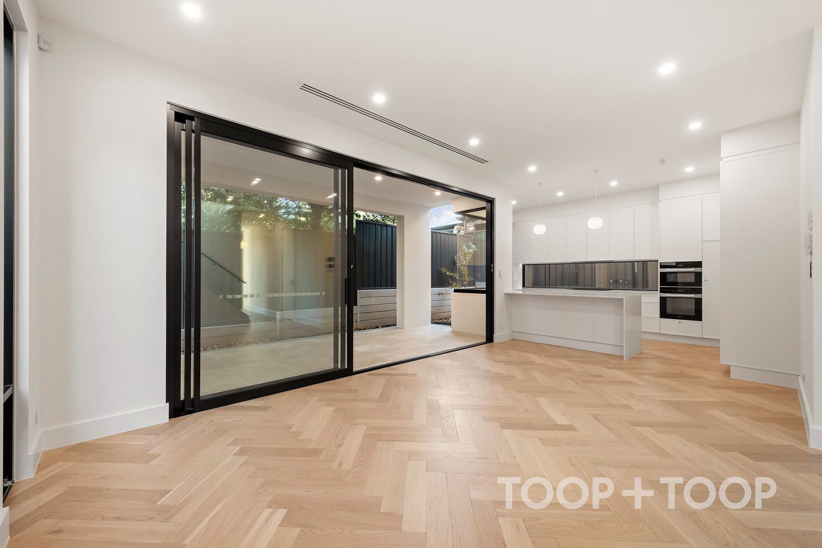 4 Threlfall Avenue, Norwood - Thumbnail 3