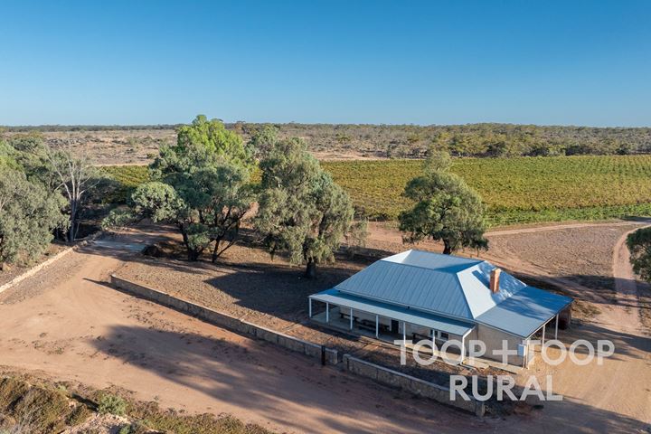 365 Murraylands Road