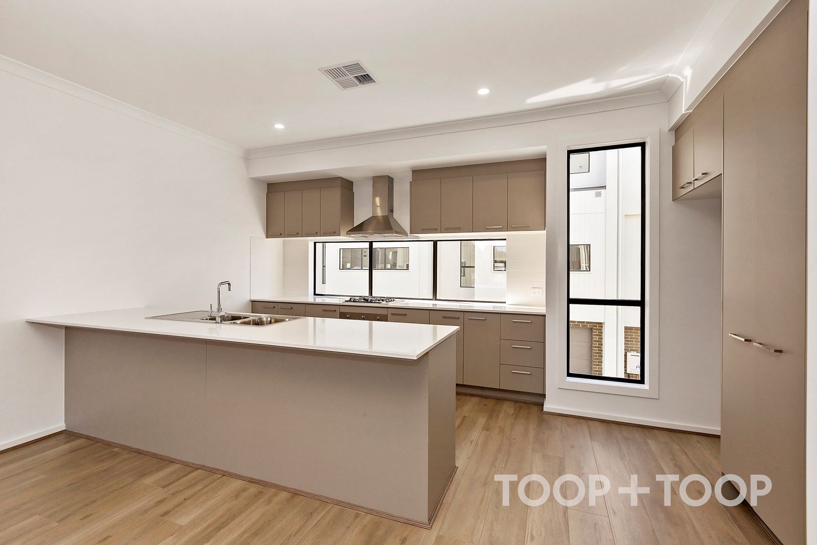 9 / 1 Mccoy Place,West Lakes SA 5021, West Lakes - Thumbnail 3