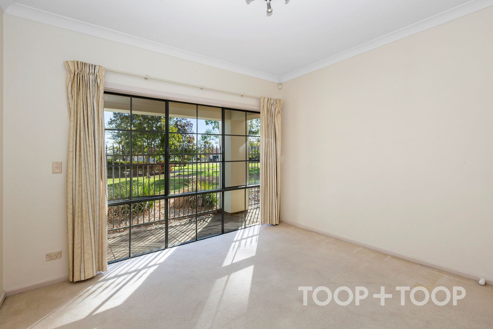 8 / 16 Parkdale Crescent,Mawson Lakes SA 5095, Mawson Lakes - Thumbnail 4