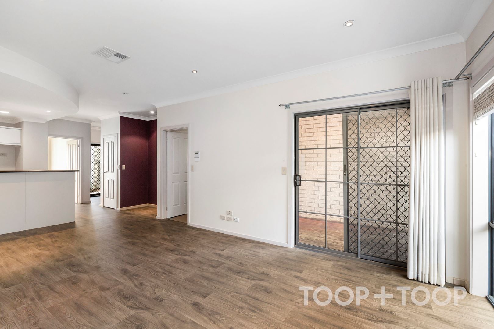 8 / 16 Parkdale Crescent,Mawson Lakes SA 5095, Mawson Lakes - Thumbnail 3