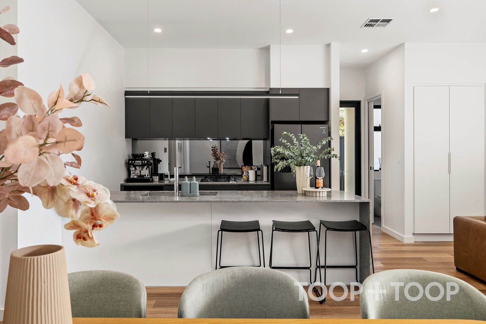 6C Arundel Street, Vale Park SA 5081, Vale Park - Thumbnail 2