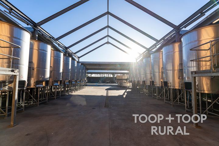 87 Sir Condor Laucke Way