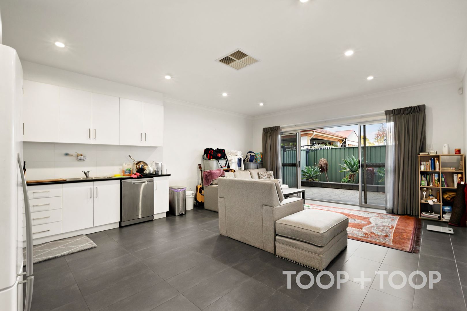 6 Mackenzie Circuit, Mawson Lakes SA 5095, Mawson Lakes - Thumbnail 6