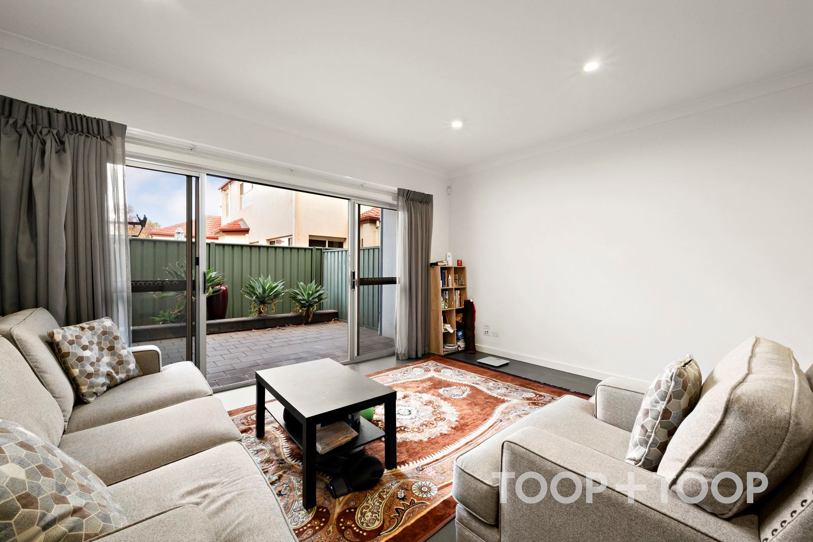 6 Mackenzie Circuit, Mawson Lakes SA 5095, Mawson Lakes - Thumbnail 2
