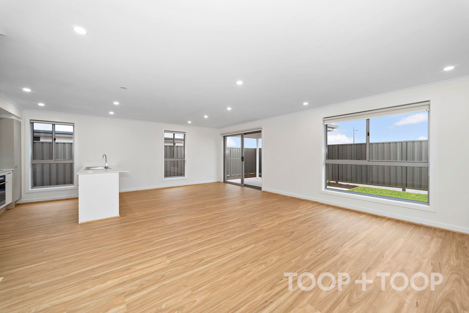 7 Barritt Road,Munno Para Downs SA 5115, Munno Para Downs - Thumbnail 2