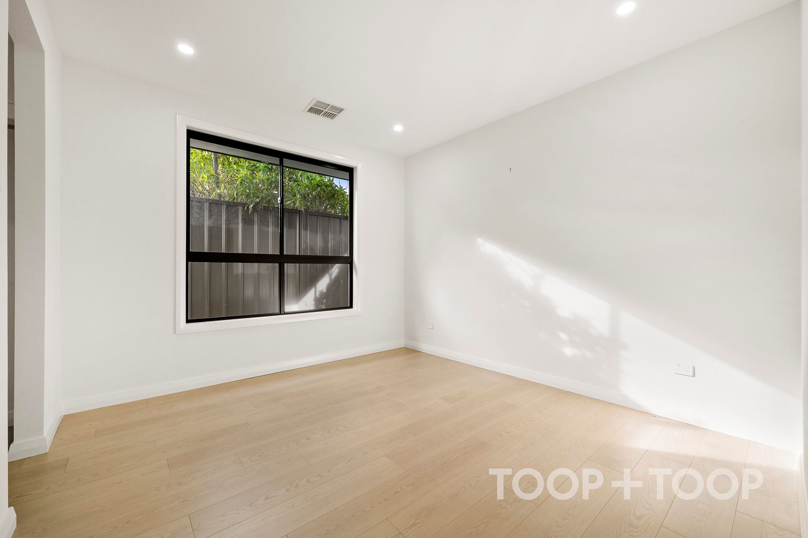 6A Warburton Road,Valley View SA 5093, Valley View - Thumbnail 8