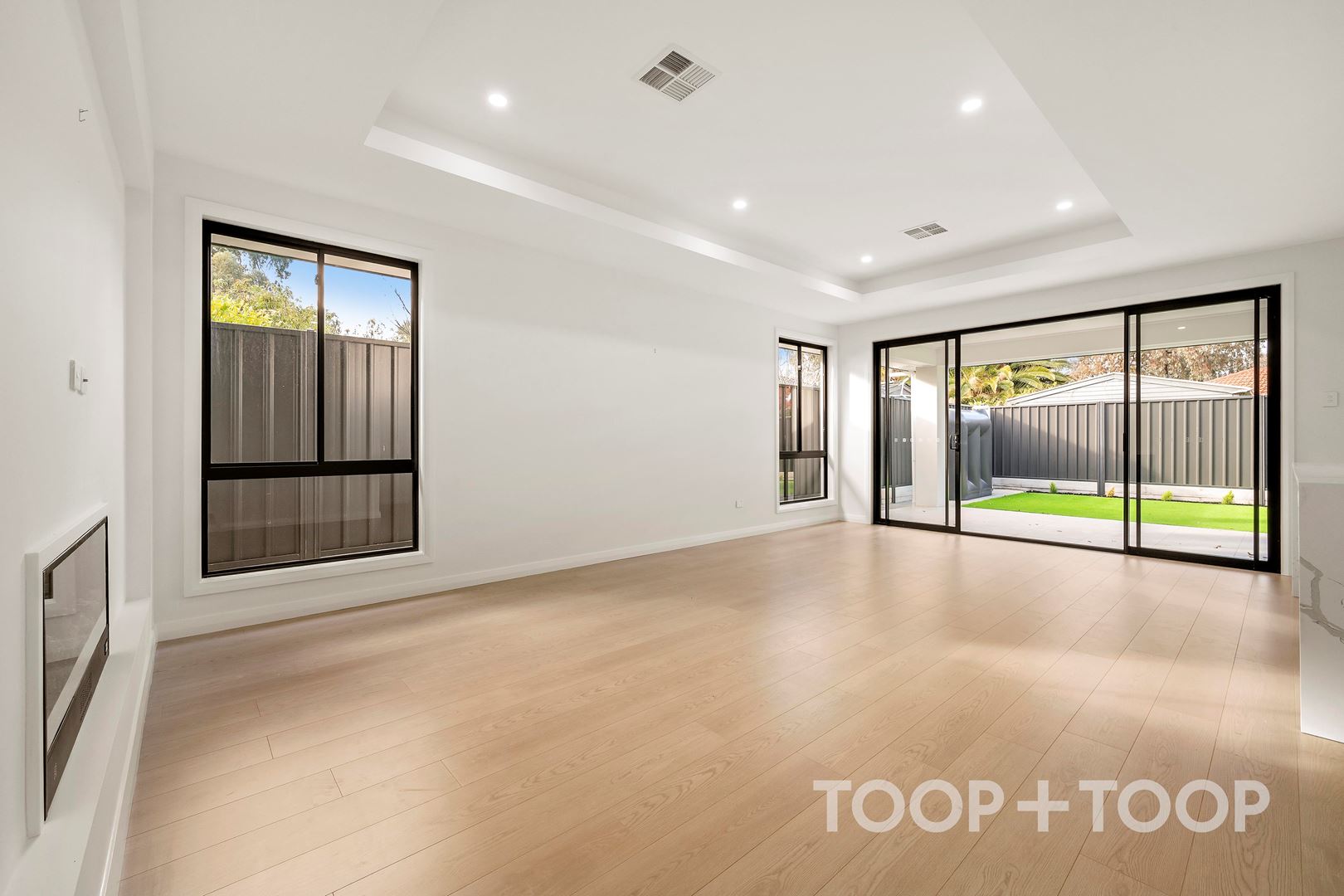 6A Warburton Road,Valley View SA 5093, Valley View - Thumbnail 2