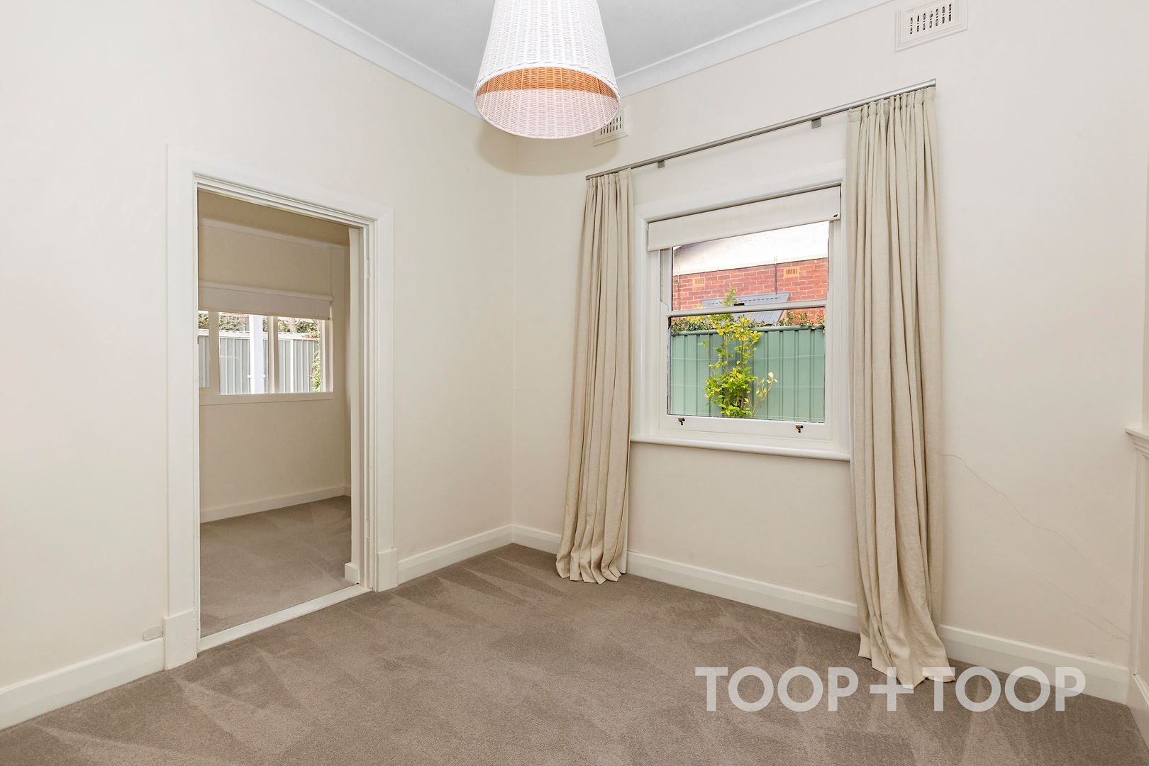 21 Urrbrae Avenue,Myrtle Bank SA 5064, Myrtle Bank - Thumbnail 5