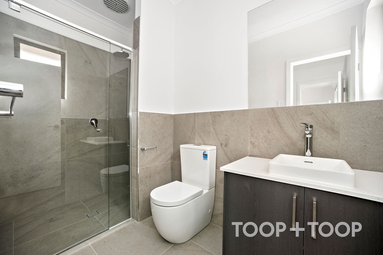 1 / 64 Collins Parade,Hackham SA 5163, Hackham - Thumbnail 6