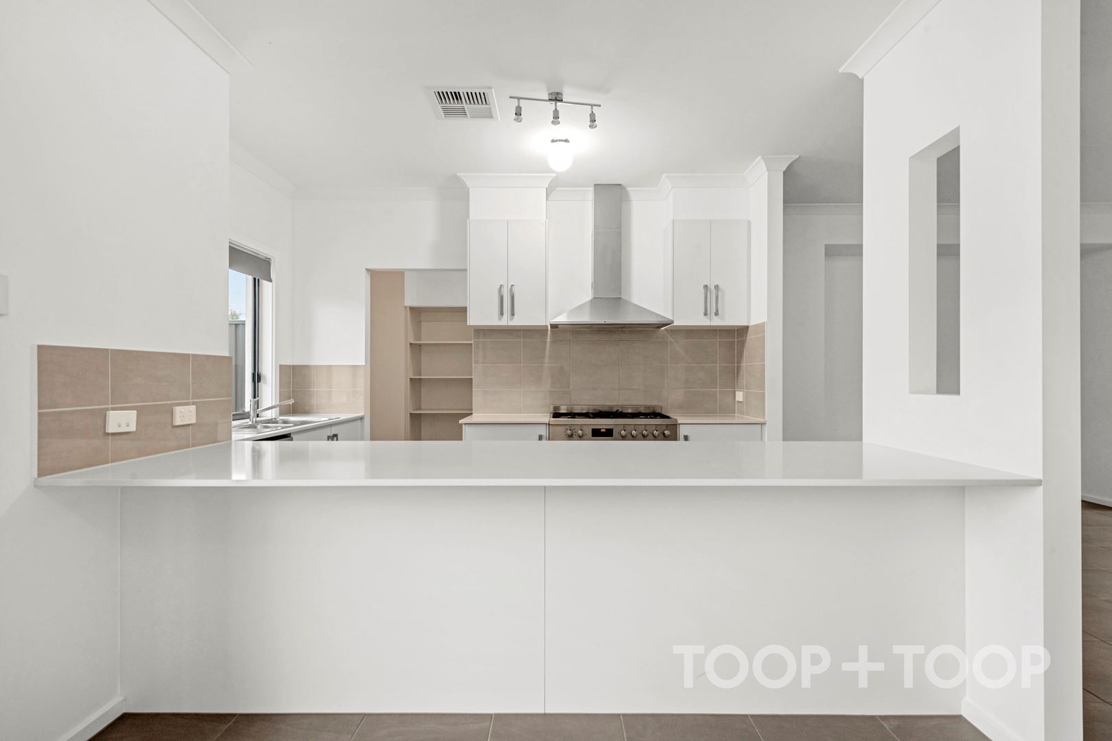 31A Sandford Street,Kensington Gardens SA 5068, Kensington Gardens - Thumbnail 2
