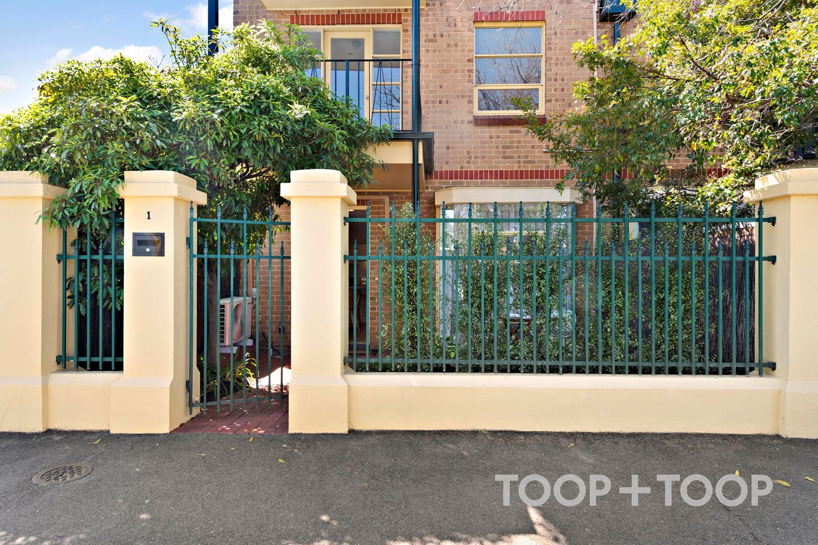 1 / 11 Pennington Terrace,North Adelaide SA 5006, Anglesea - Thumbnail 2