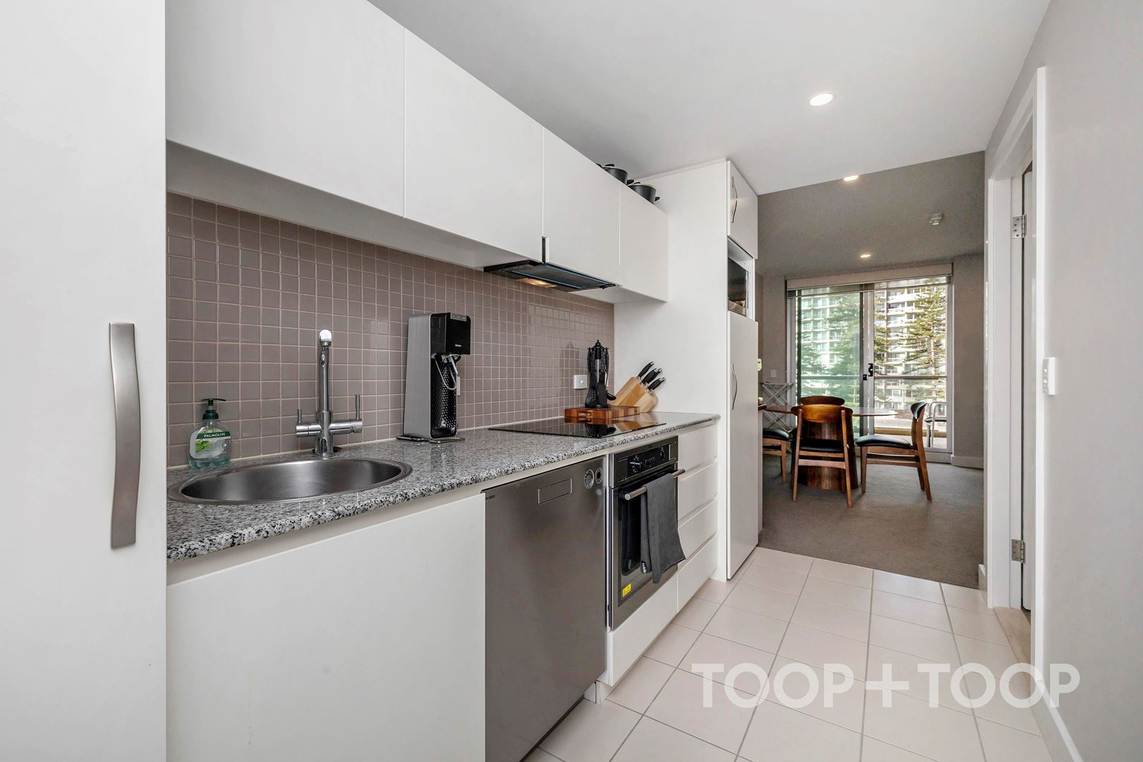 232 / 16 Holdfast Promenade,Glenelg SA 5045, Glenelg - Thumbnail 6
