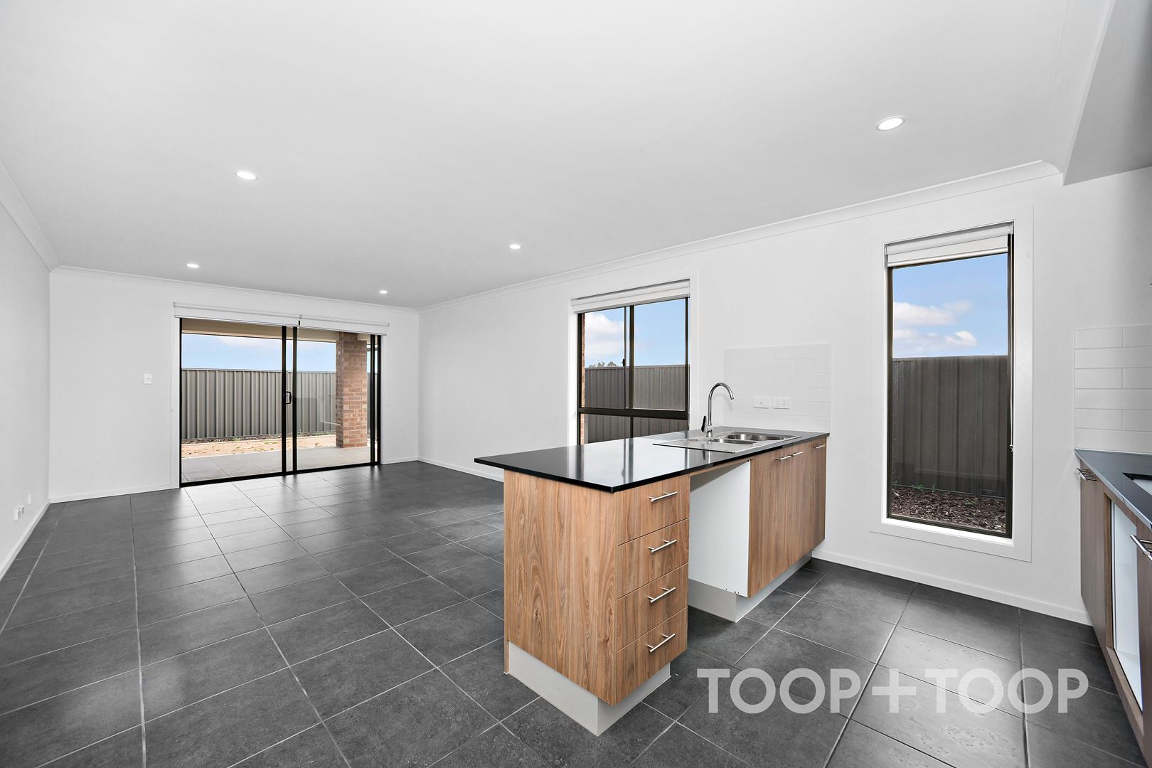 113 Correa Street,Munno Para Downs SA 5115, Munno Para Downs - Thumbnail 4