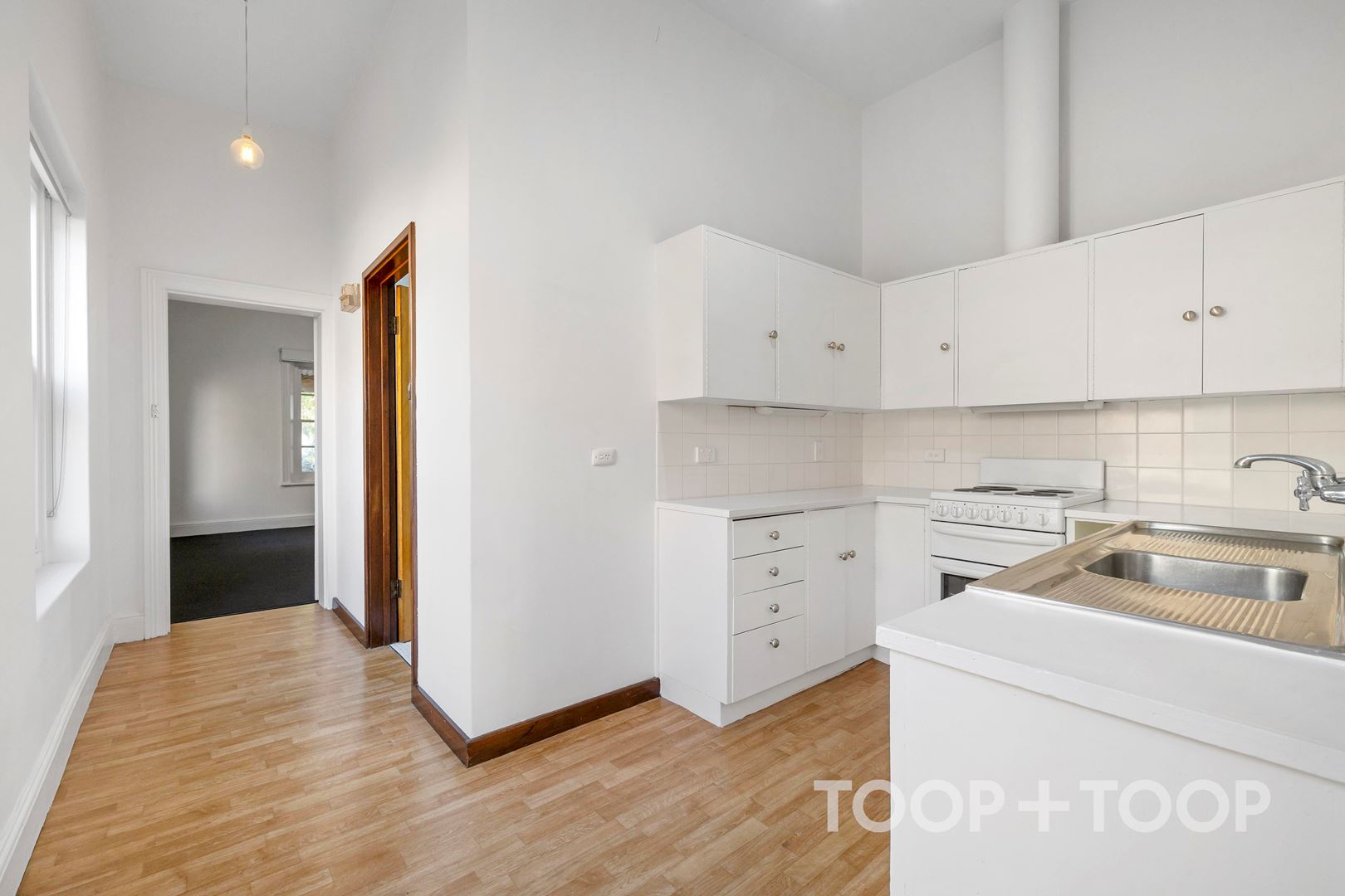 92 Stanley Street,North Adelaide SA 5006, North Adelaide - Thumbnail 2