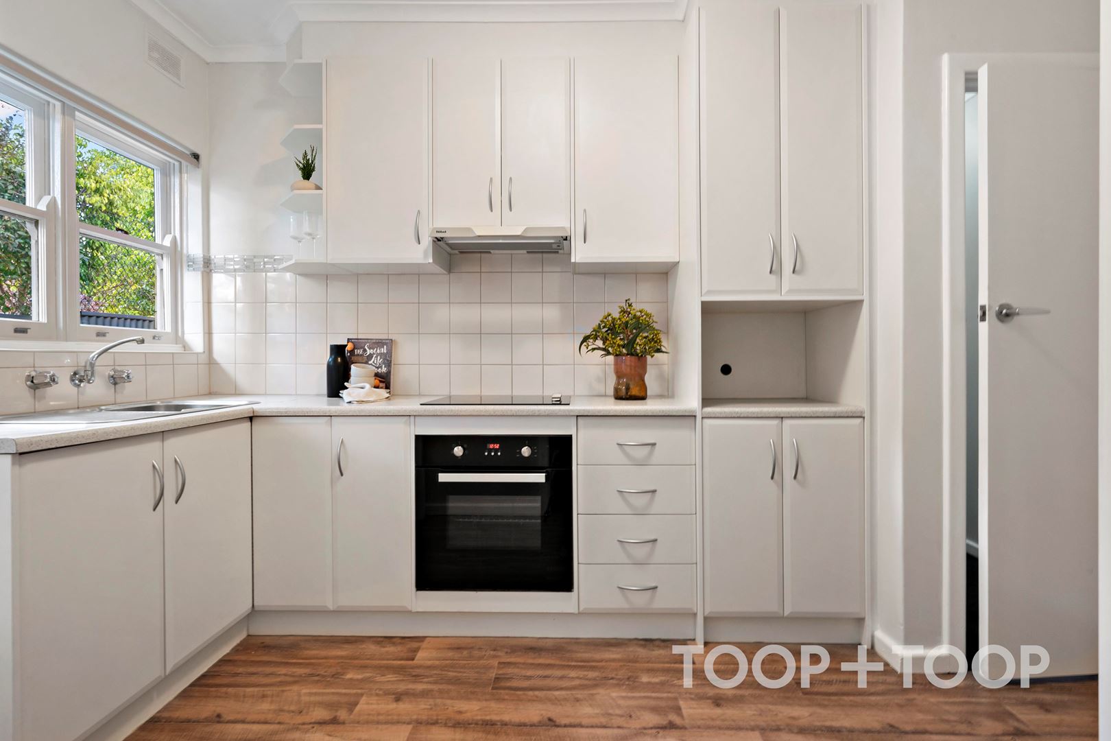4 / 6 Fifth Avenue, Glenelg East SA 5045, Glenelg East - Thumbnail 4