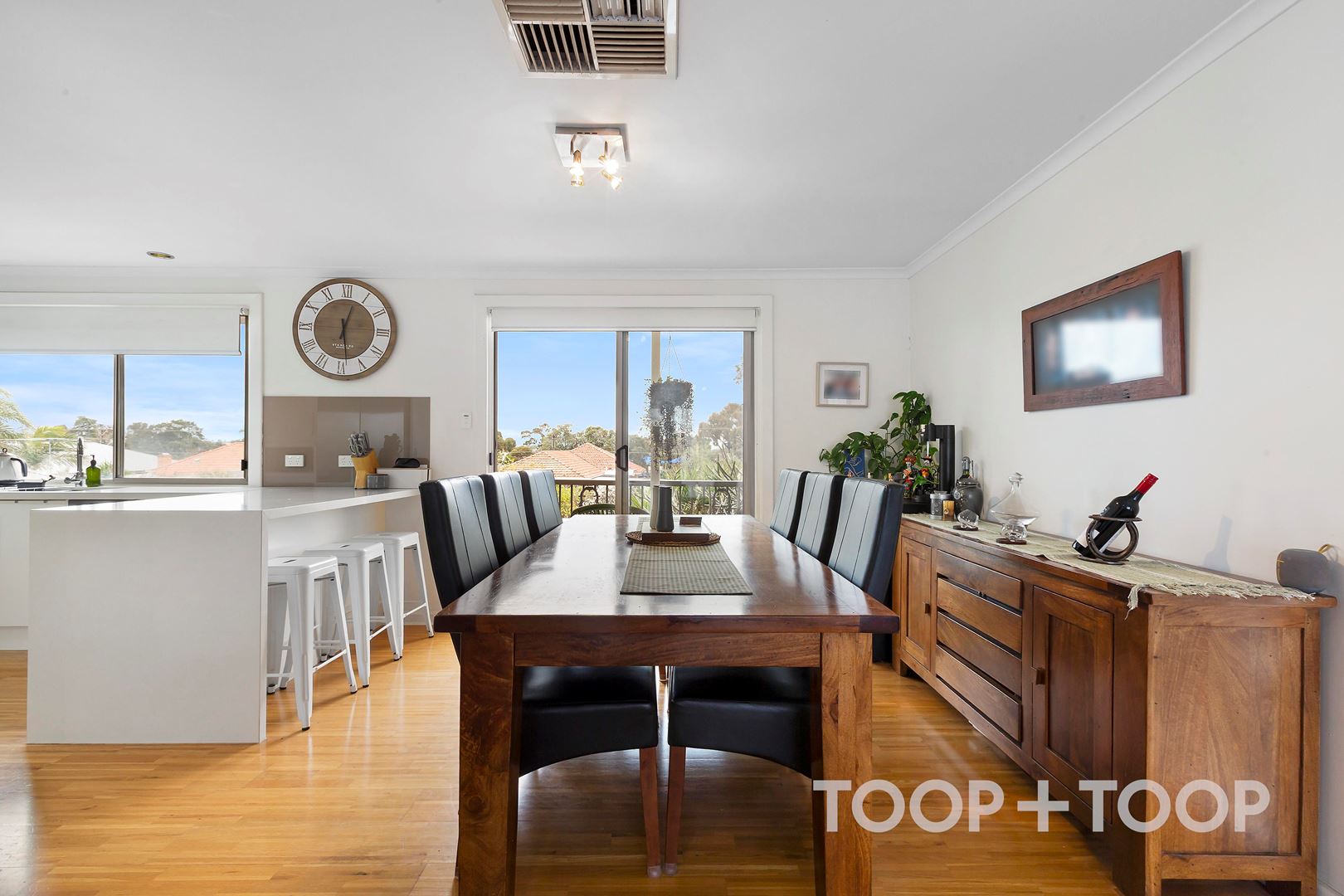 24 Lawrie Street, Henley Beach SA 5022, Henley Beach - Thumbnail 3