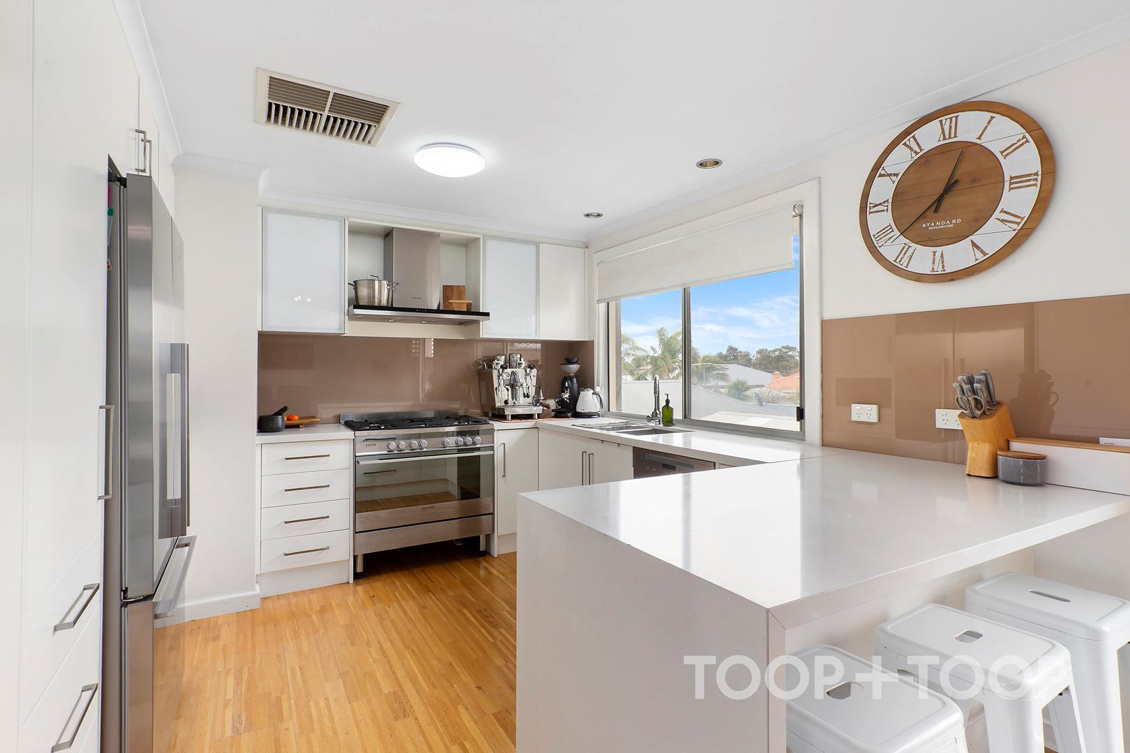 24 Lawrie Street, Henley Beach SA 5022, Henley Beach - Thumbnail 2