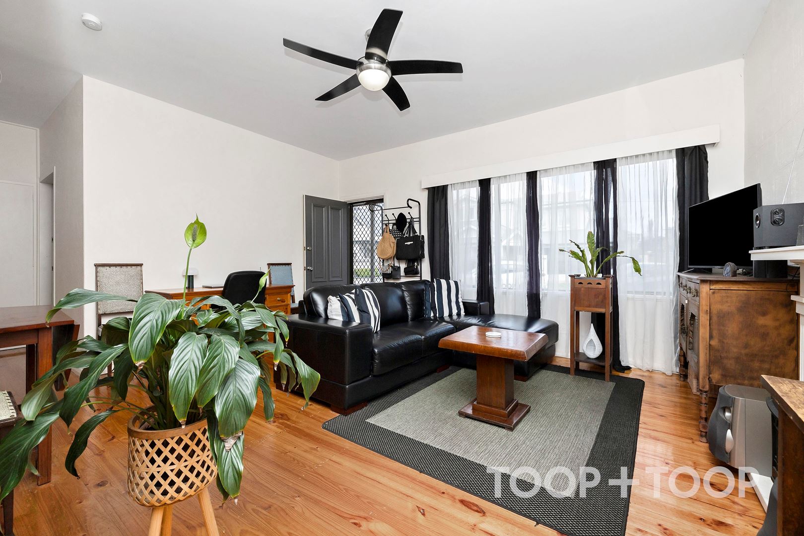 3 / 4 Gloucester Street,Glenelg South SA 5045, Glenelg South - Thumbnail 2