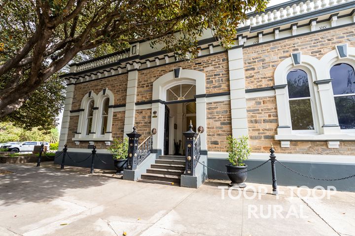 28 Murray Street
