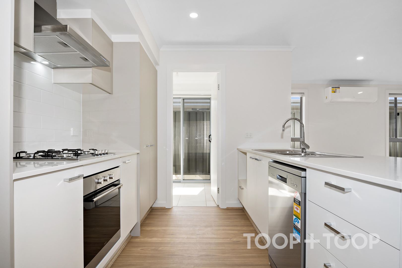 22 Knight Court,Munno Para Downs SA 5115, Munno Para Downs - Thumbnail 3