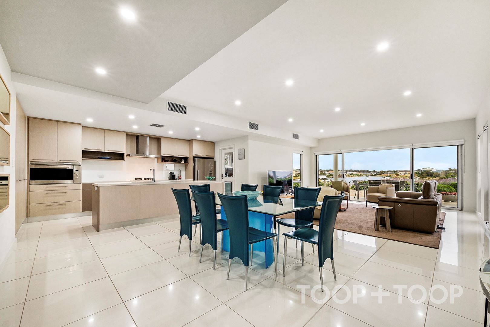 26 Arcadia Avenue, Hindmarsh Island SA 5214, Hindmarsh Island - Thumbnail 4