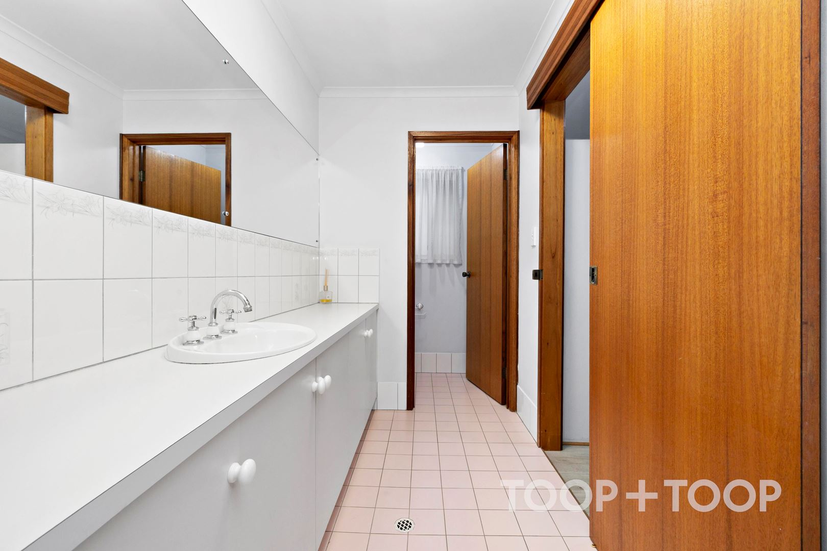 1 Steen Crescent,Pooraka SA 5095, Pooraka - Thumbnail 7