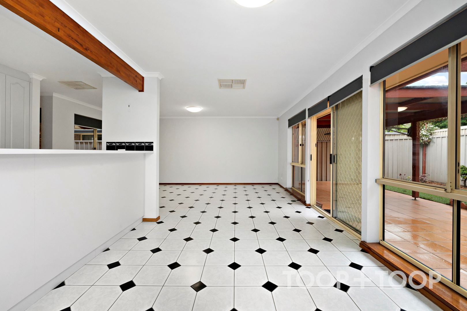 1 Steen Crescent,Pooraka SA 5095, Pooraka - Thumbnail 4