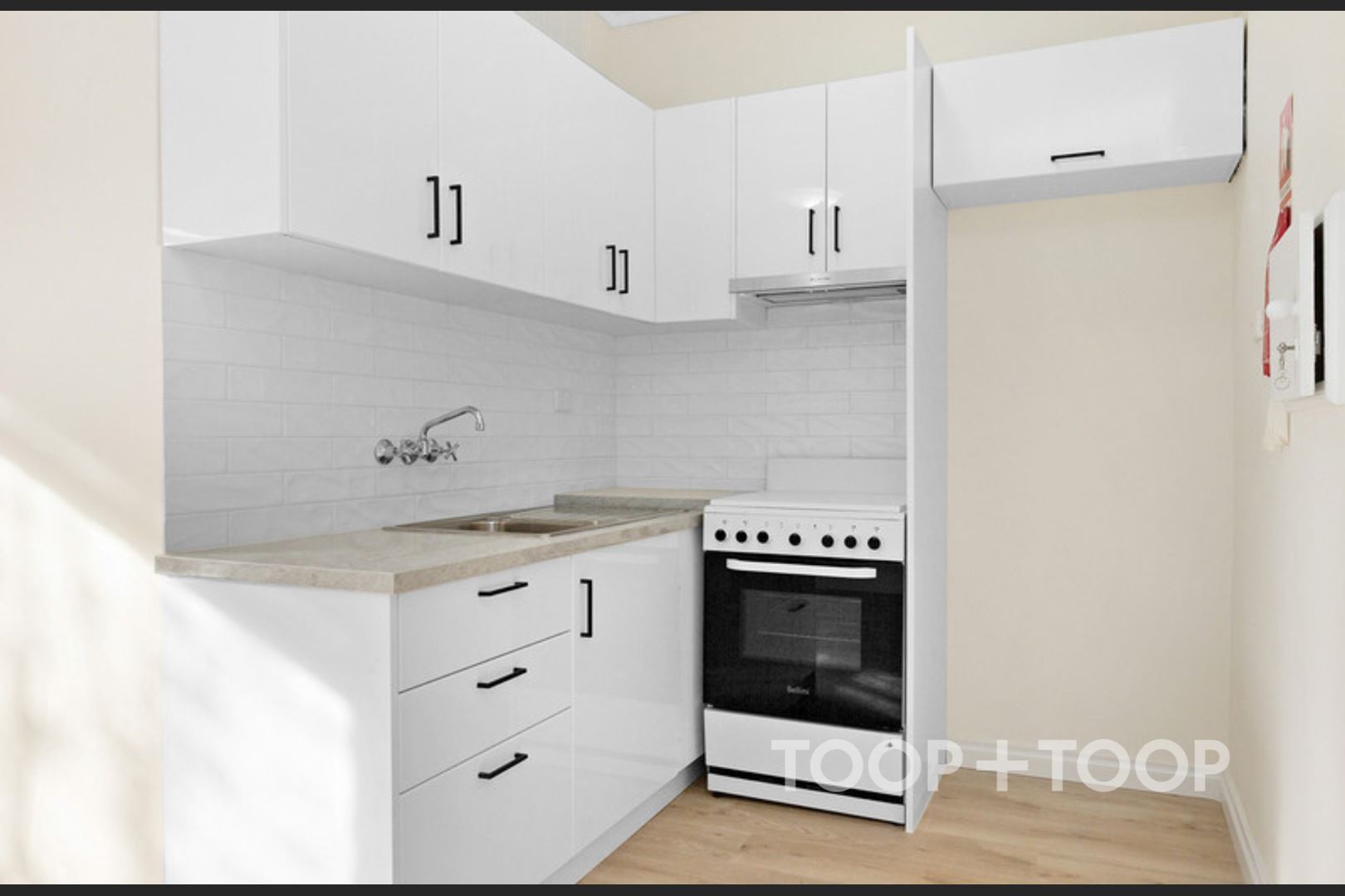57 / 19 South Terrace,Adelaide SA 5000, Adelaide - Thumbnail 2