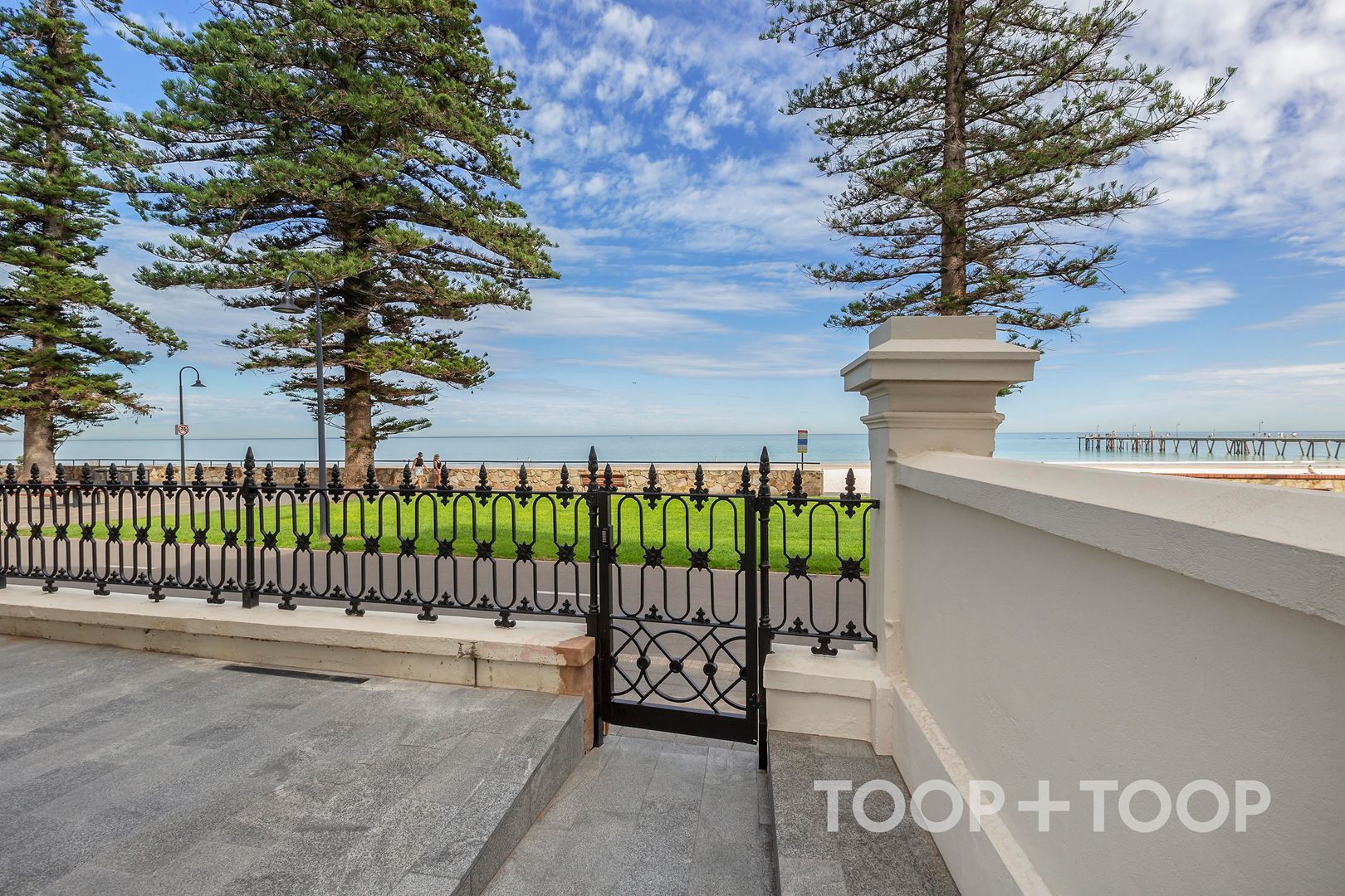 5 / 6 South Esplanade, Glenelg SA 5045, Glenelg - Thumbnail 2