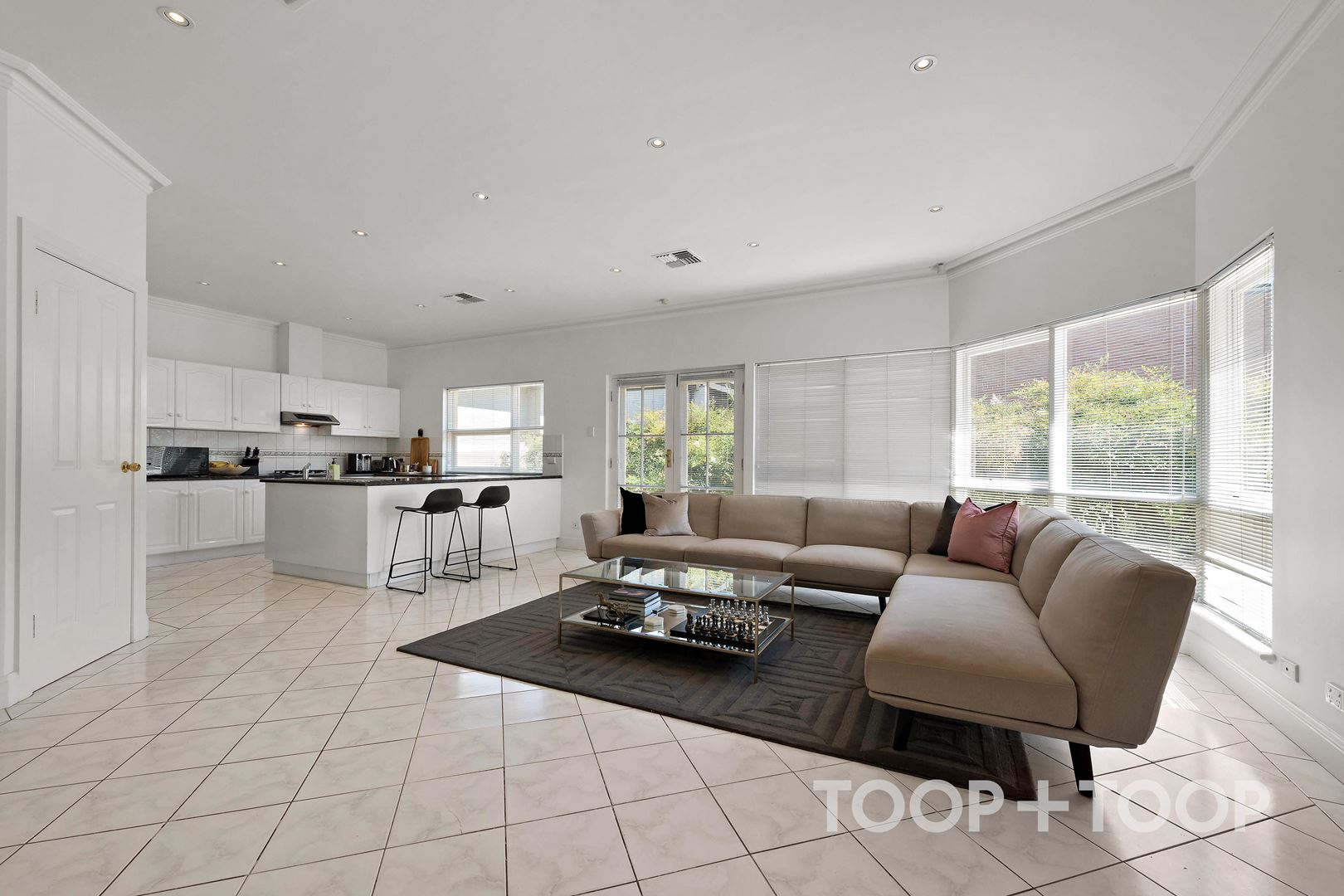 93 Hewitt Avenue,Toorak Gardens SA 5065, Toorak Gardens - Thumbnail 2