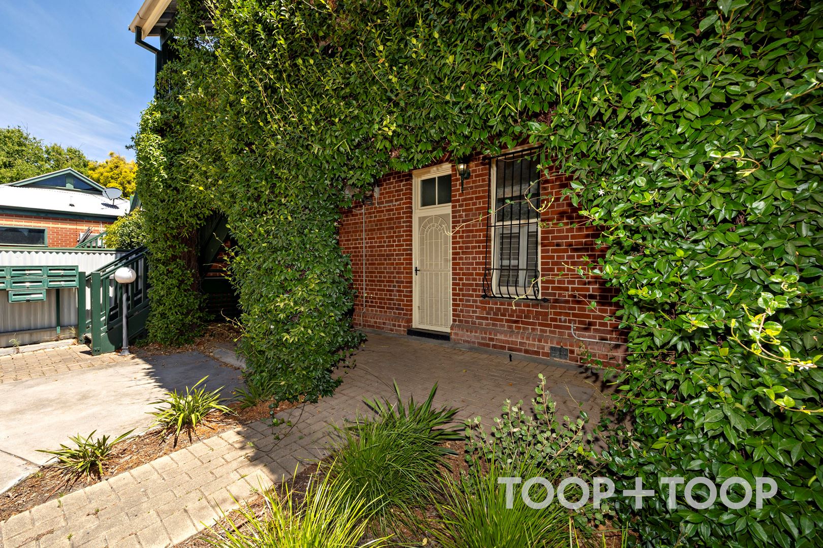 1 / 422 Carrington Street,Adelaide SA 5000, Adelaide - Thumbnail 2
