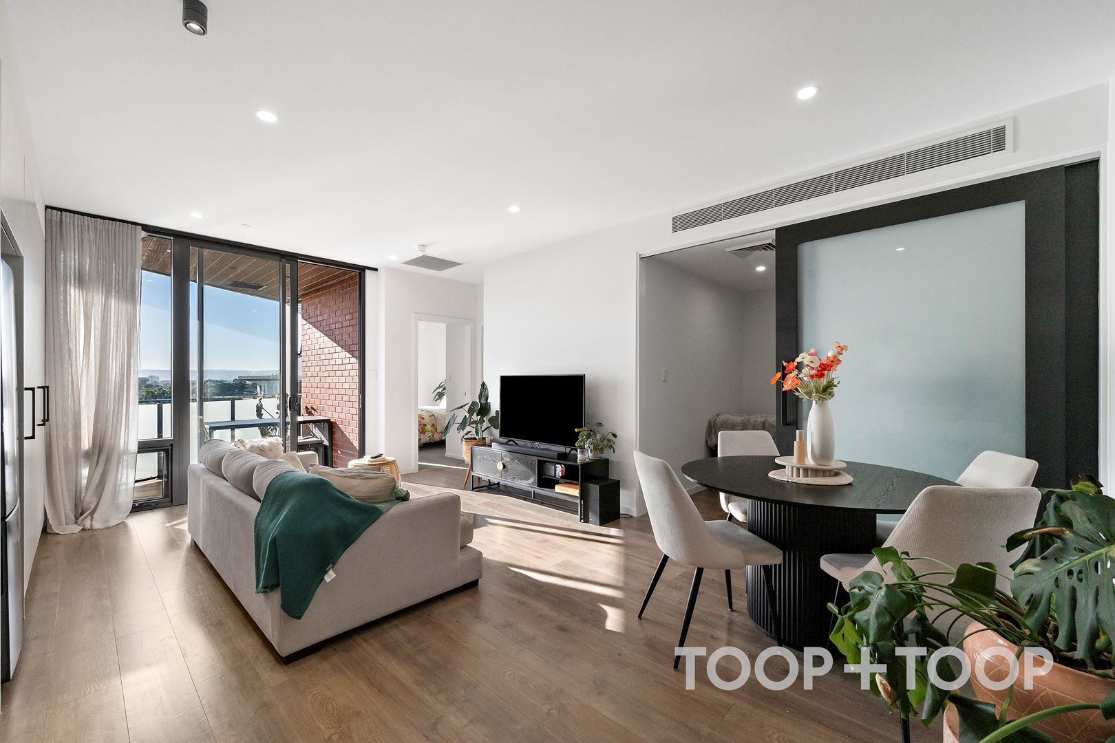 404 / 1 Troubridge Drive,West Lakes SA 5021, West Lakes - Thumbnail 4