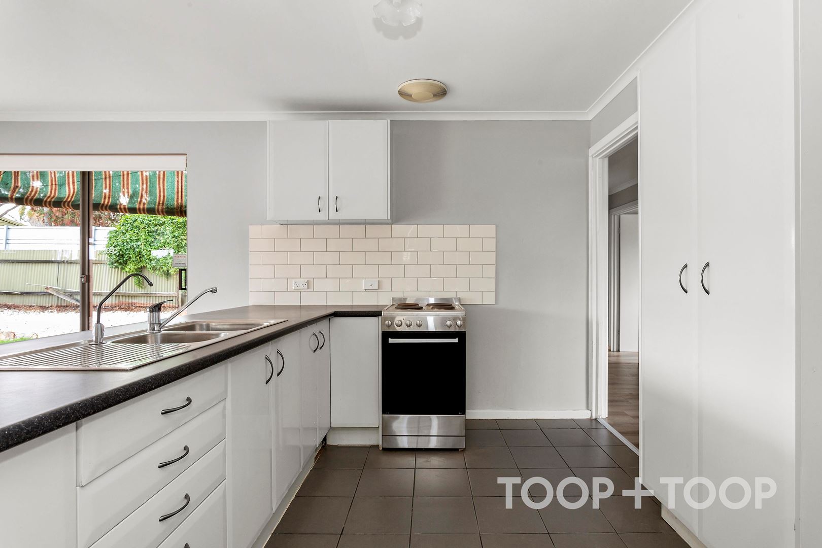 34 Harris Road,Salisbury East SA 5109, Salisbury East - Image 1