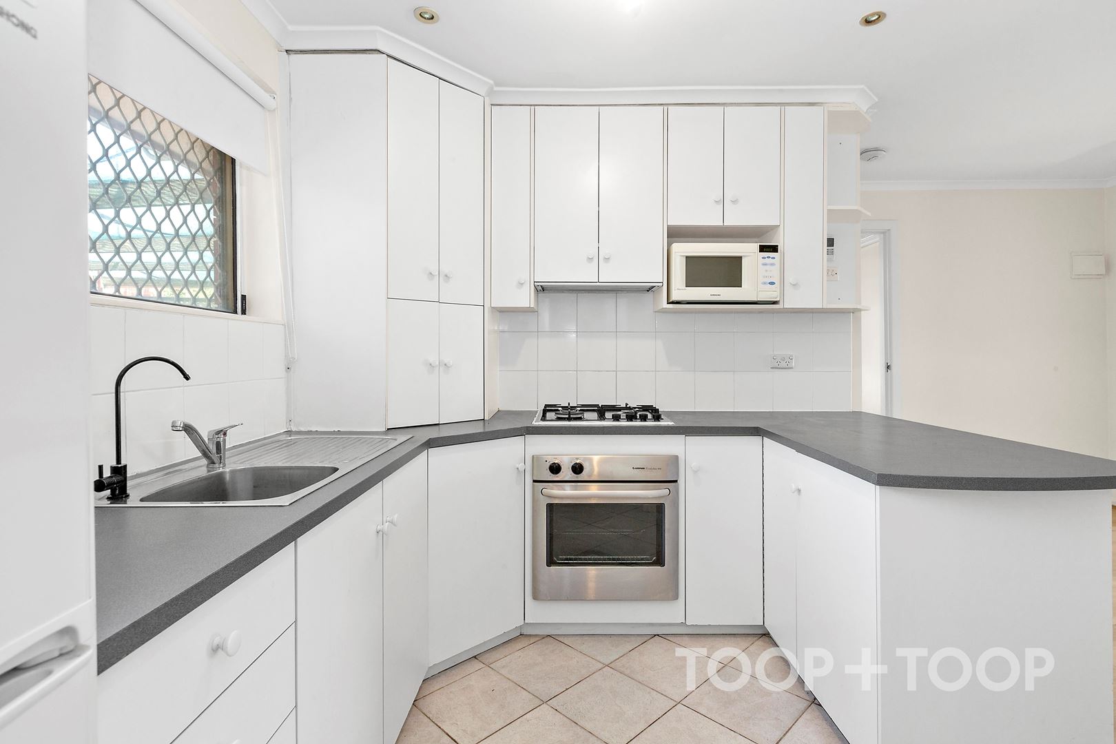 1 / 74 McDonnell Avenue,West Hindmarsh SA 5007, West Hindmarsh - Thumbnail 4